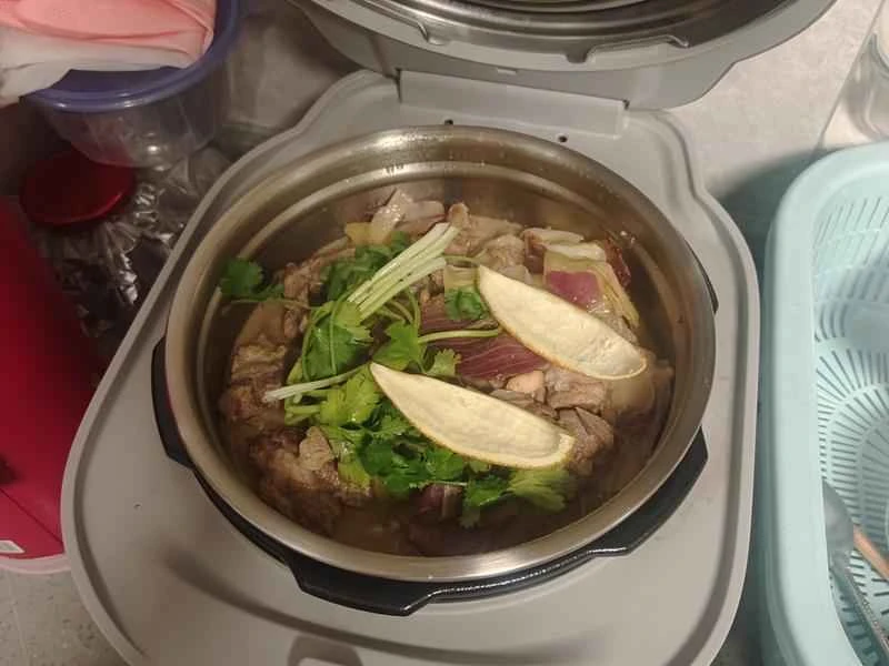 How to make pure milk hand-torn toast: Step 1