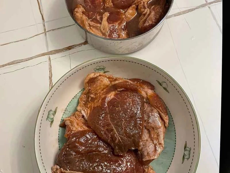 How to make pure milk hand-torn toast: Step 1