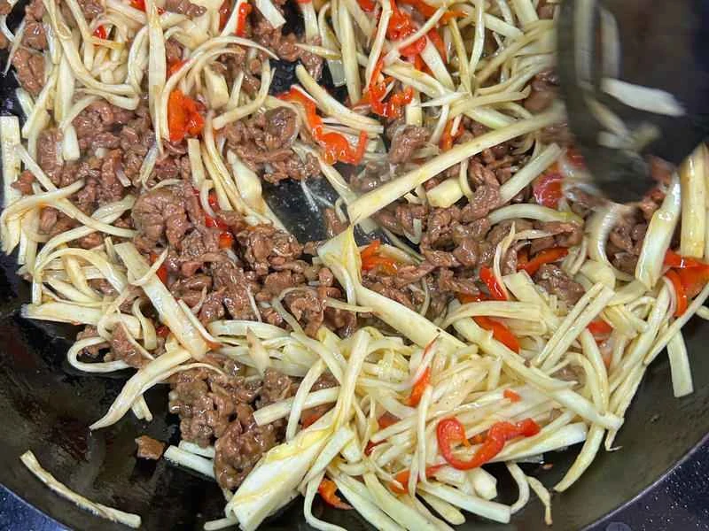 How to make pure milk hand-torn toast: Step 1