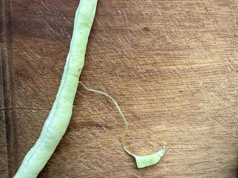 How to make pure milk hand-torn toast: Step 1
