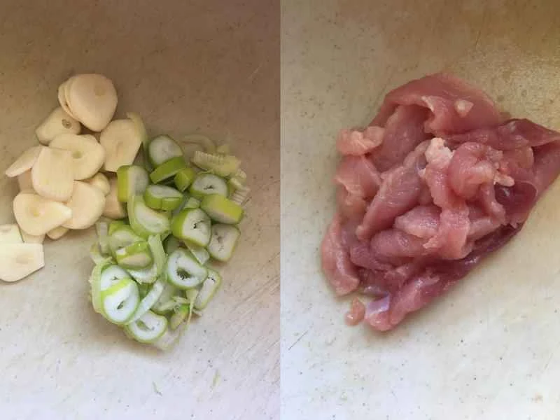 How to make pure milk hand-torn toast: Step 1