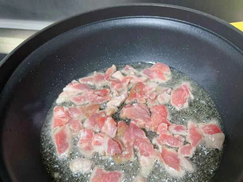 How to make pure milk hand-torn toast: Step 1