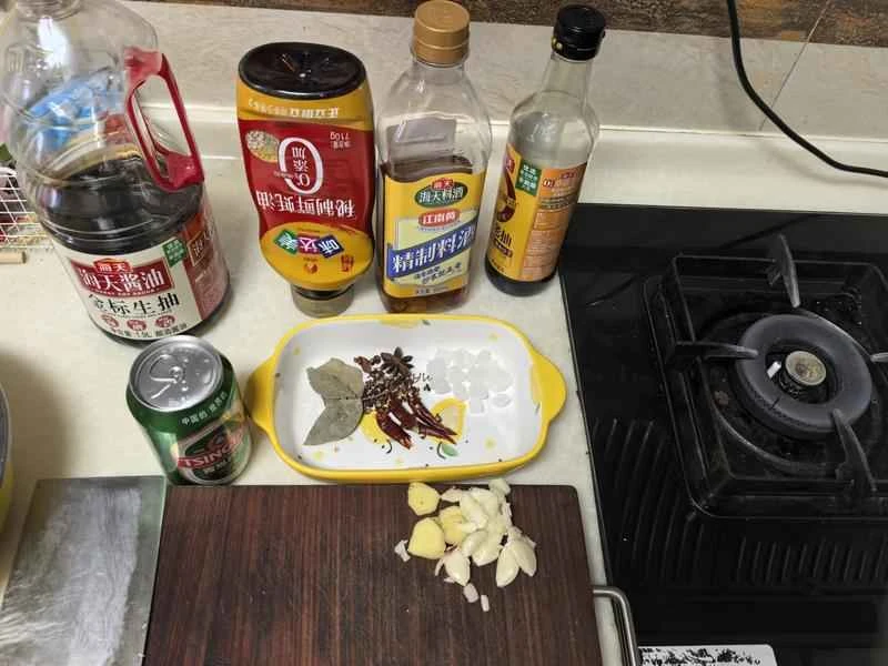 How to make pure milk hand-torn toast: Step 1