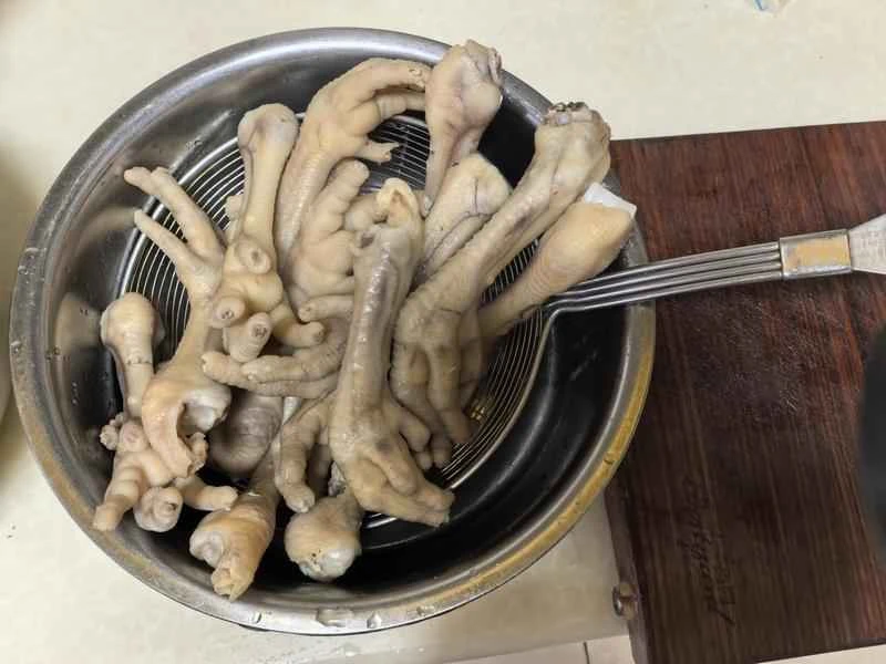 How to make pure milk hand-torn toast: Step 1