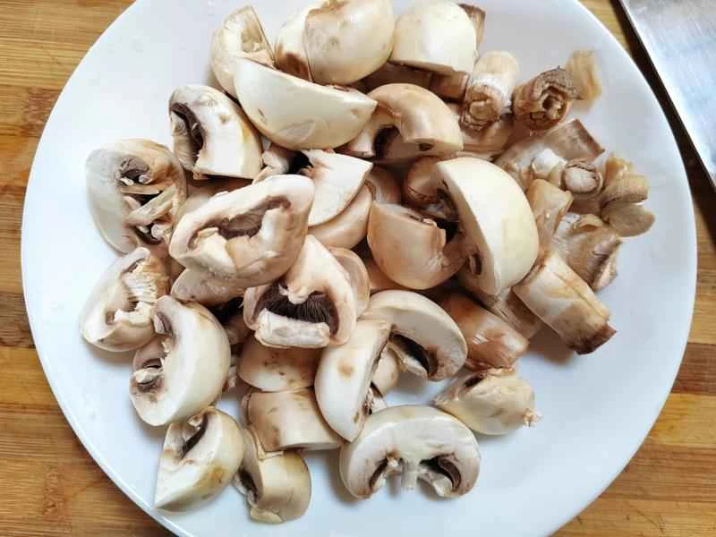 How to make pure milk hand-torn toast: Step 1