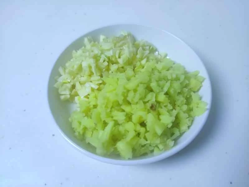 How to make pure milk hand-torn toast: Step 1