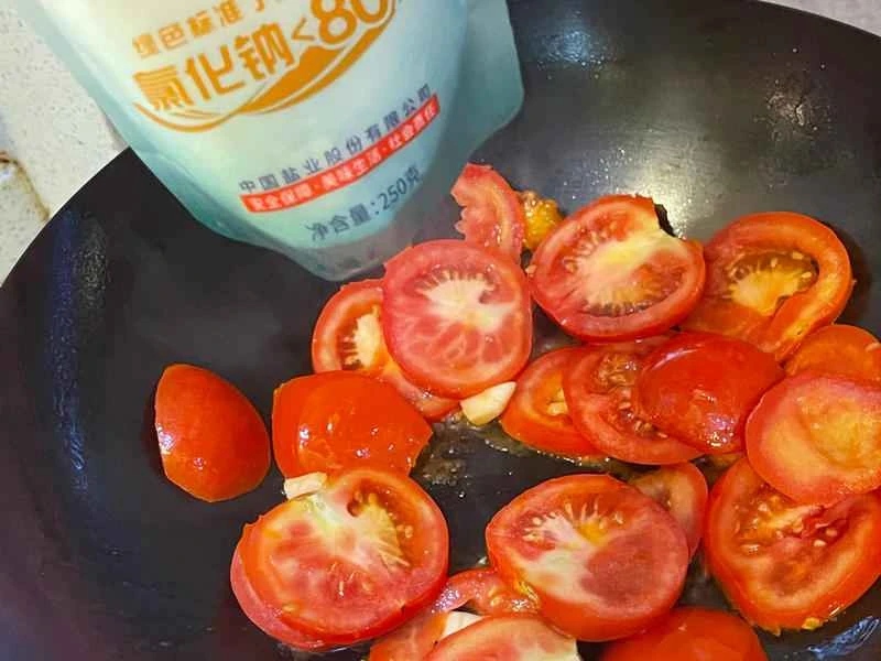 How to make pure milk hand-torn toast: Step 1