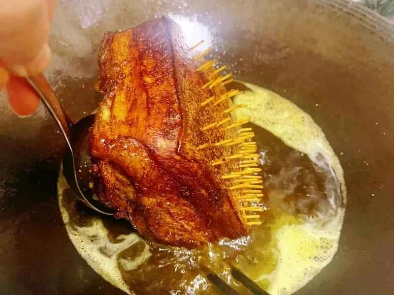 How to make pure milk hand-torn toast: Step 1