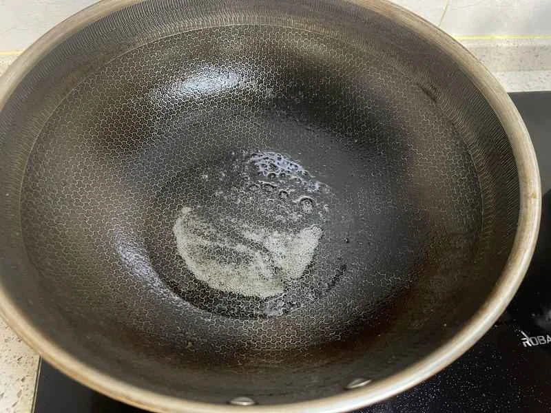 How to make pure milk hand-torn toast: Step 1