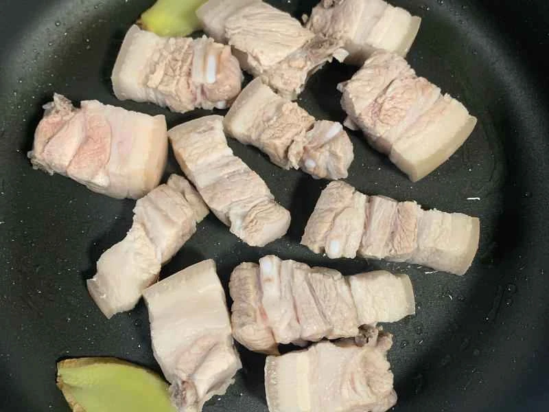 How to make pure milk hand-torn toast: Step 1