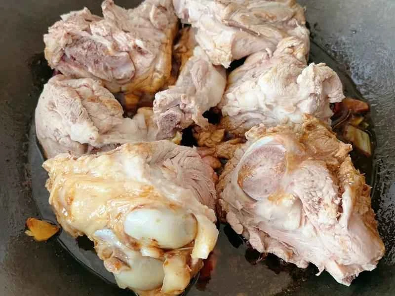 How to make pure milk hand-torn toast: Step 1