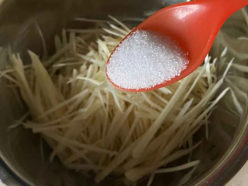 How to make pure milk hand-torn toast: Step 1