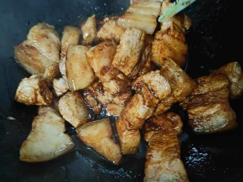 How to make pure milk hand-torn toast: Step 1