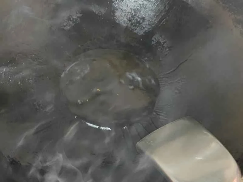 How to make pure milk hand-torn toast: Step 1