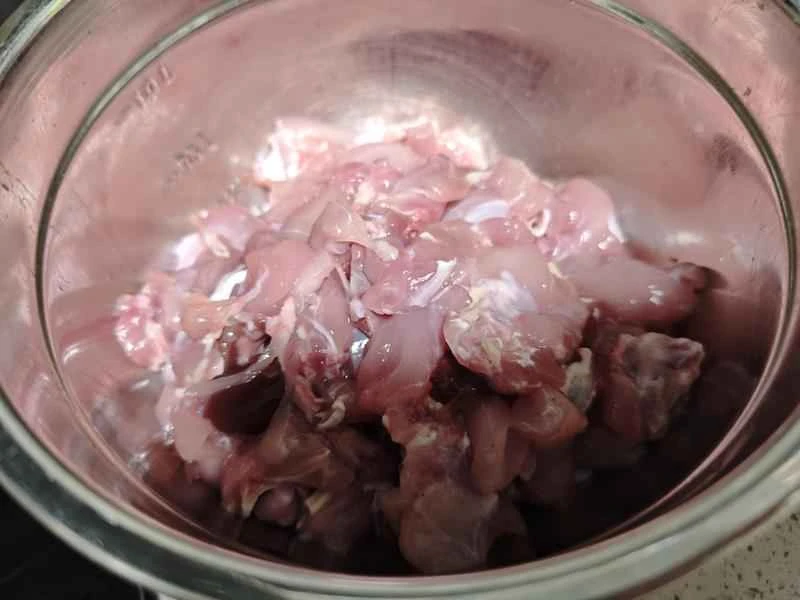 How to make pure milk hand-torn toast: Step 1