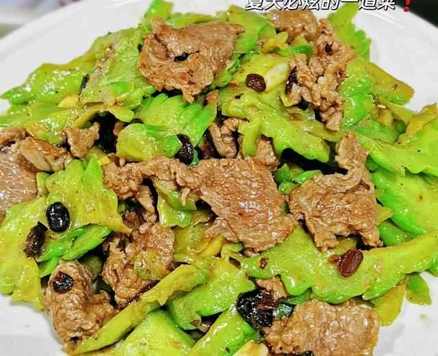 A must-try summer dish: Stir-fried beef with bitter melon and fermented black beans