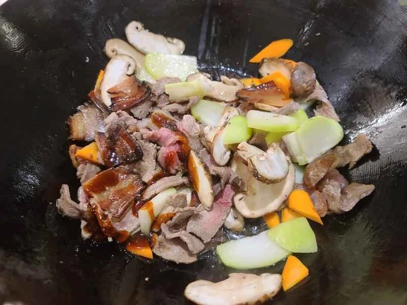 How to make pure milk hand-torn toast: Step 1