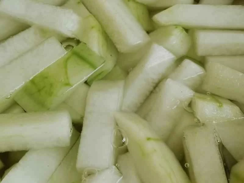 How to make pure milk hand-torn toast: Step 1