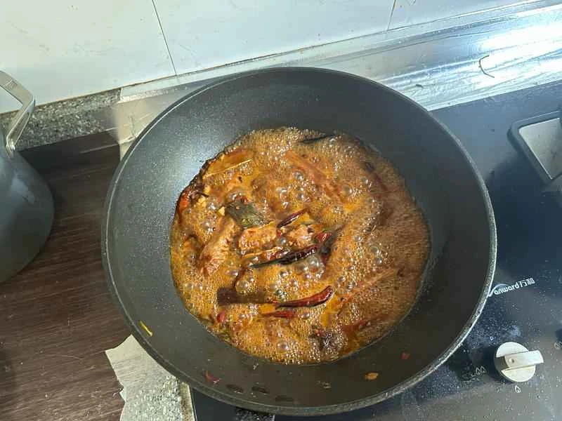 How to make pure milk hand-torn toast: Step 1