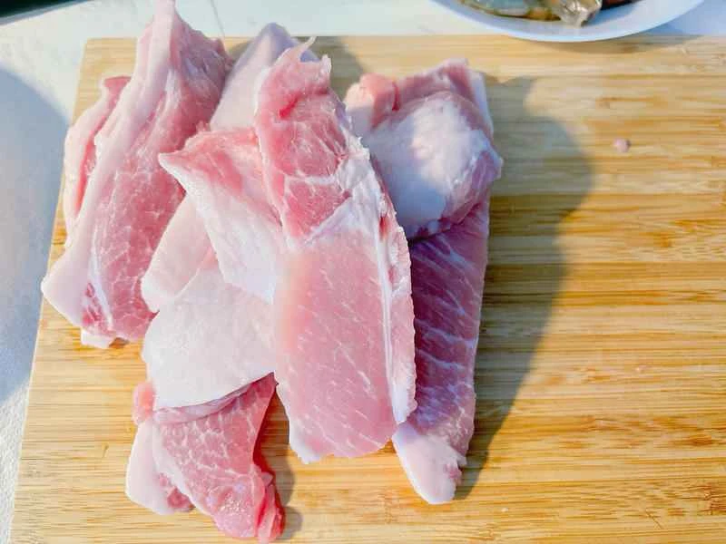 How to make pure milk hand-torn toast: Step 1