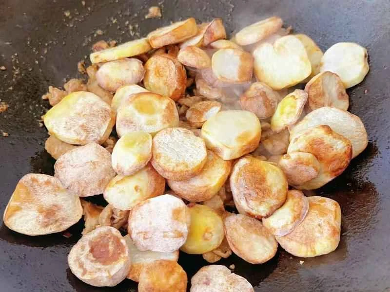 How to make pure milk hand-torn toast: Step 1