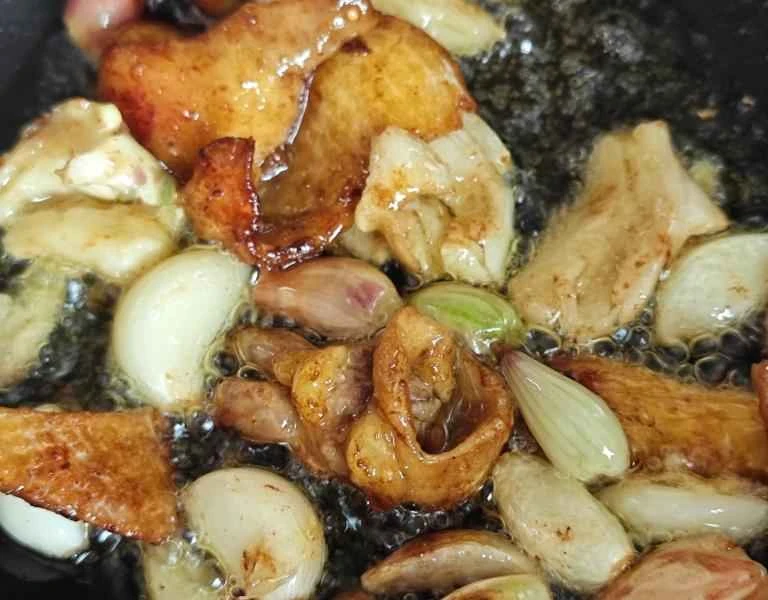 How to make pure milk hand-torn toast: Step 1