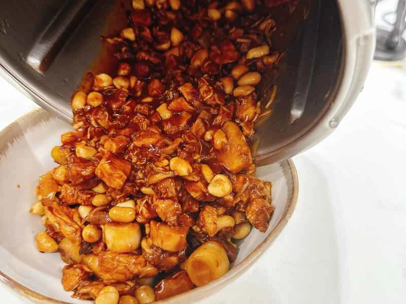 How to make pure milk hand-torn toast: Step 1