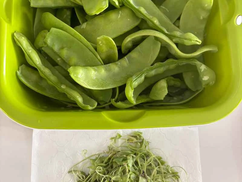 How to make pure milk hand-torn toast: Step 1