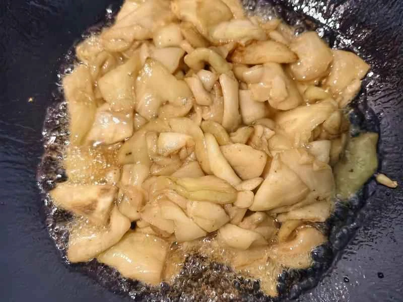 How to make pure milk hand-torn toast: Step 1