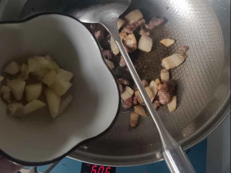 How to make pure milk hand-torn toast: Step 1