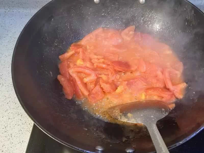 How to make pure milk hand-torn toast: Step 1