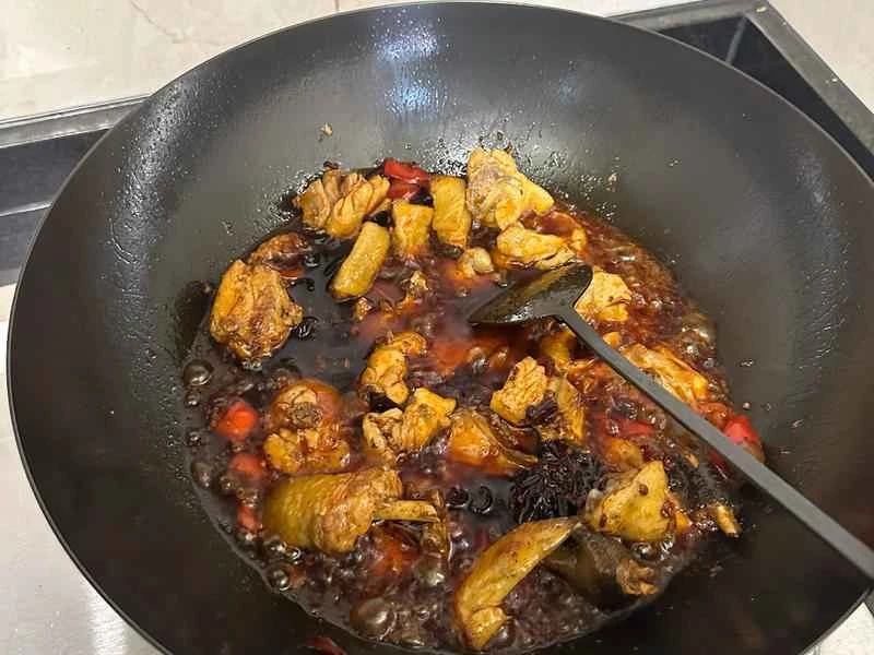 How to make pure milk hand-torn toast: Step 1