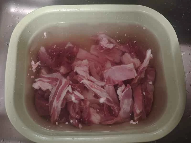 How to make pure milk hand-torn toast: Step 1