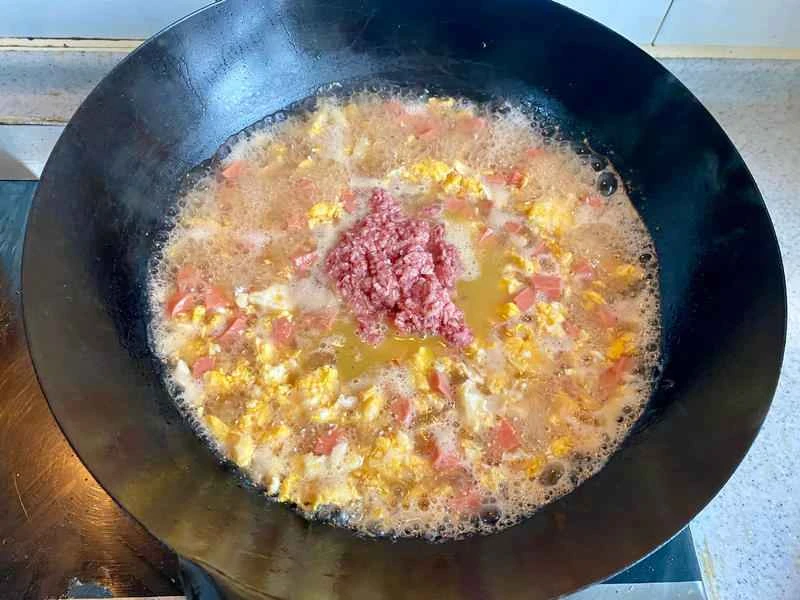 How to make pure milk hand-torn toast: Step 1