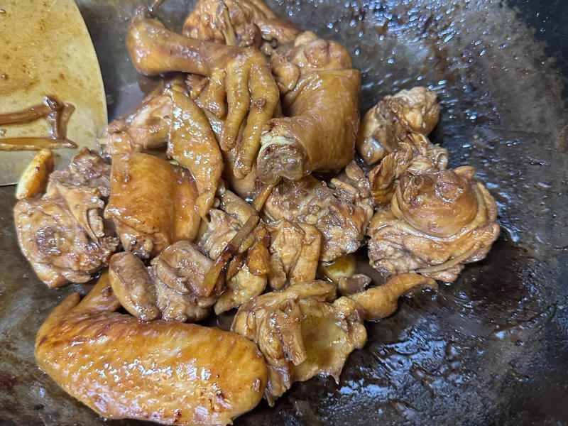 How to make pure milk hand-torn toast: Step 1