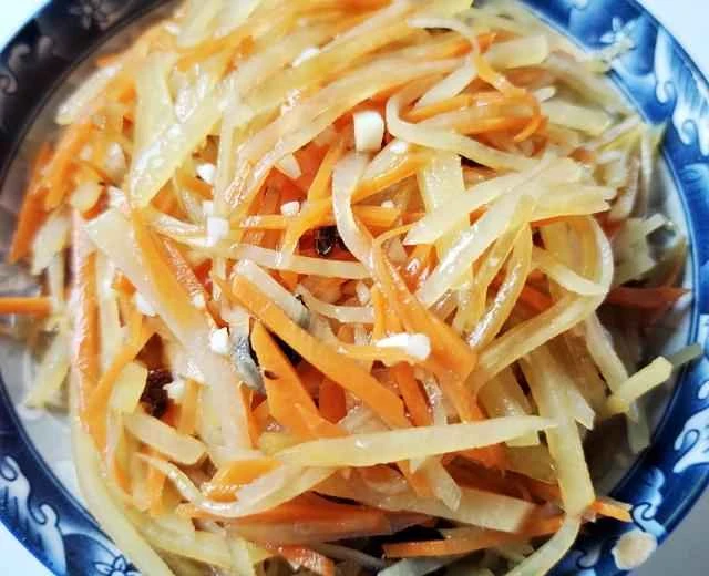 100 Home-Style Dishes: Cold Potato Salad Recipe