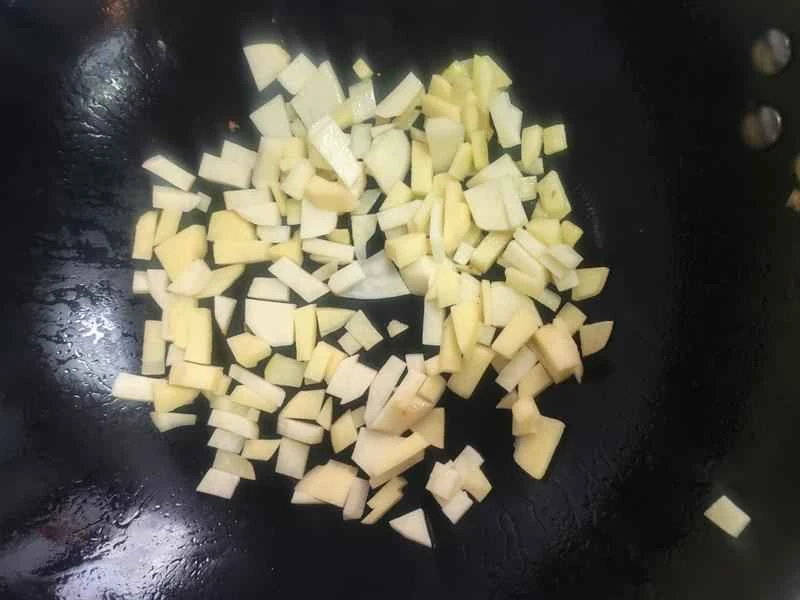 How to make pure milk hand-torn toast: Step 1