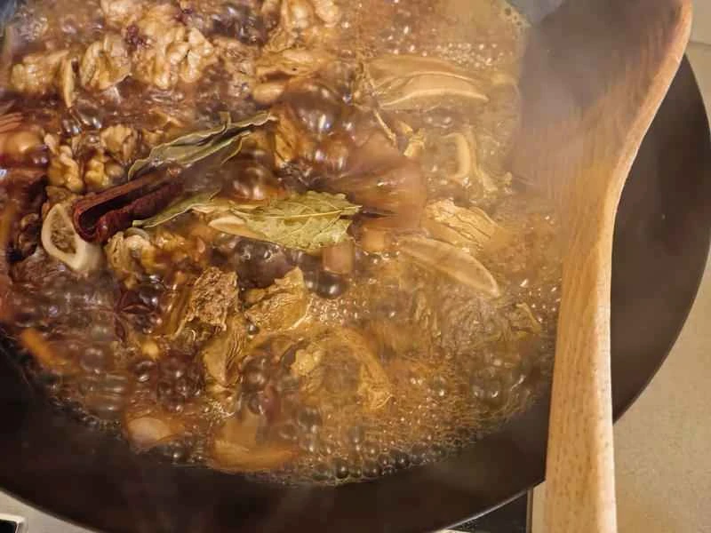 How to make pure milk hand-torn toast: Step 1