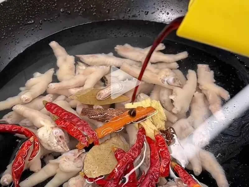 How to make pure milk hand-torn toast: Step 1