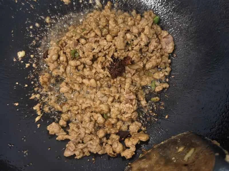 How to make pure milk hand-torn toast: Step 1