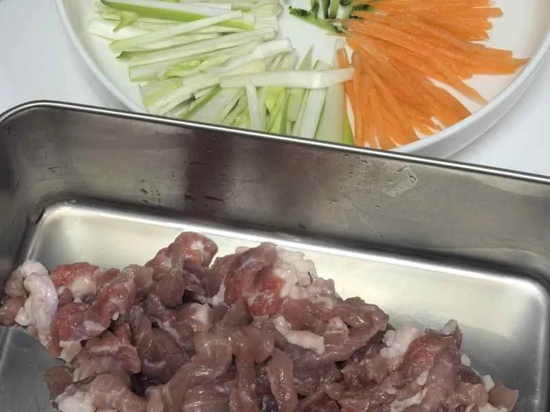 How to make pure milk hand-torn toast: Step 1