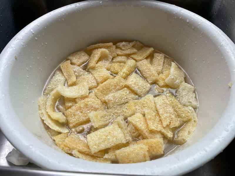 How to make pure milk hand-torn toast: Step 1