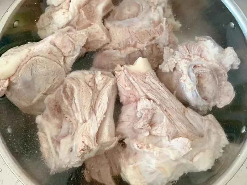 How to make pure milk hand-torn toast: Step 1