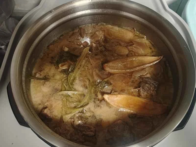 How to make pure milk hand-torn toast: Step 1