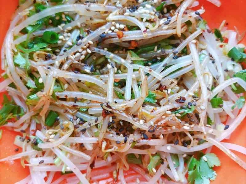 How to make pure milk hand-torn toast: Step 1