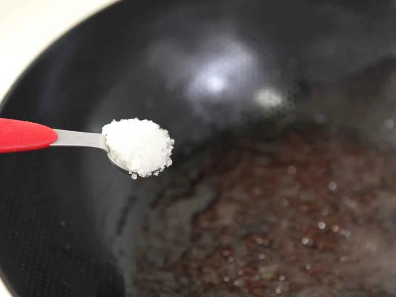 How to make pure milk hand-torn toast: Step 1