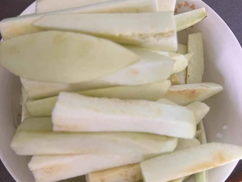 How to make pure milk hand-torn toast: Step 1